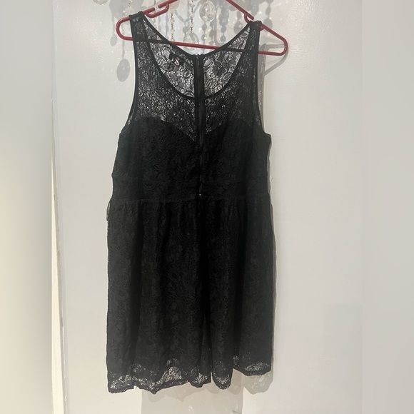 Torrid Black Lace Overlay Dress. C055 - Picture 2 of 3